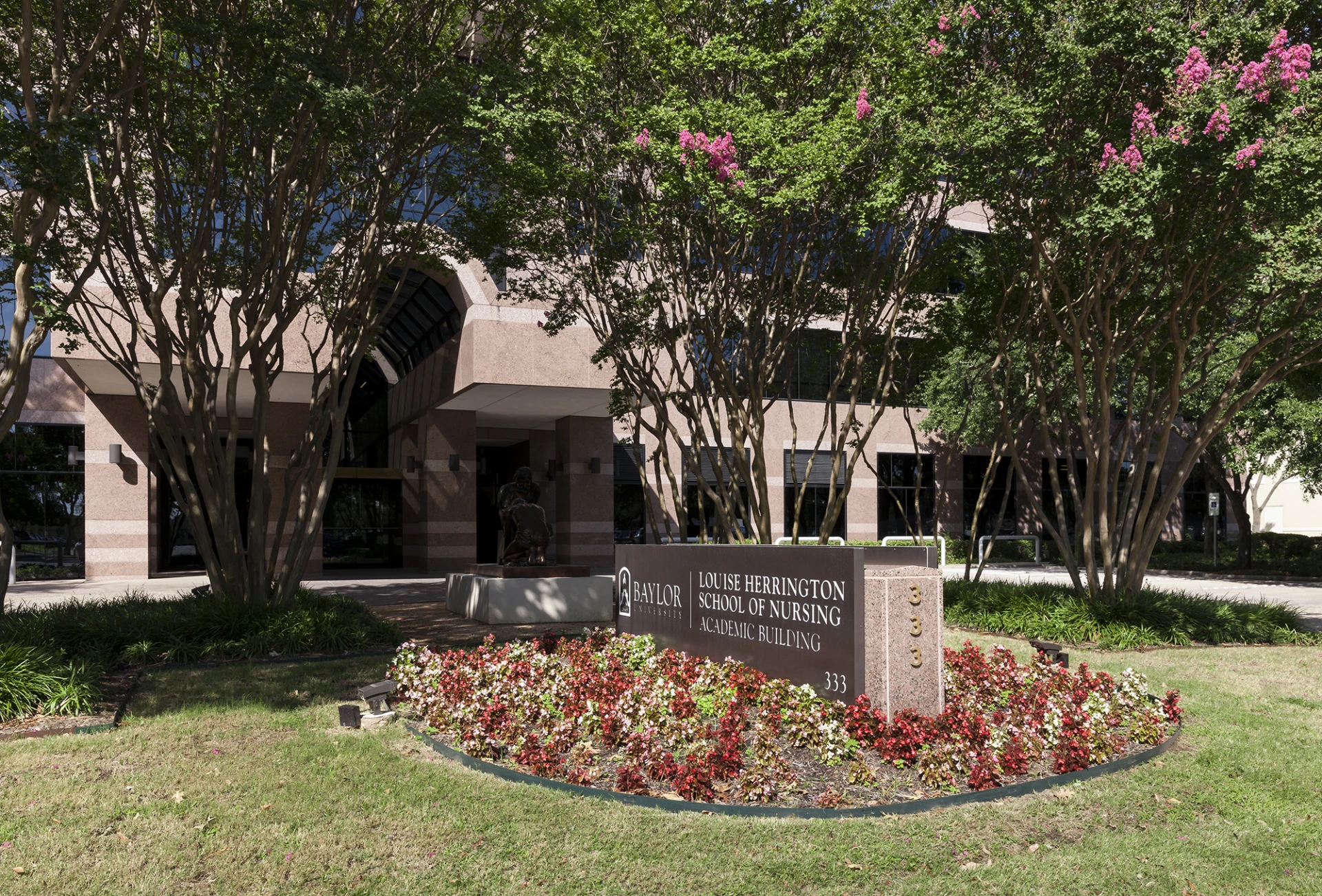 Baylor - Exterior Entry