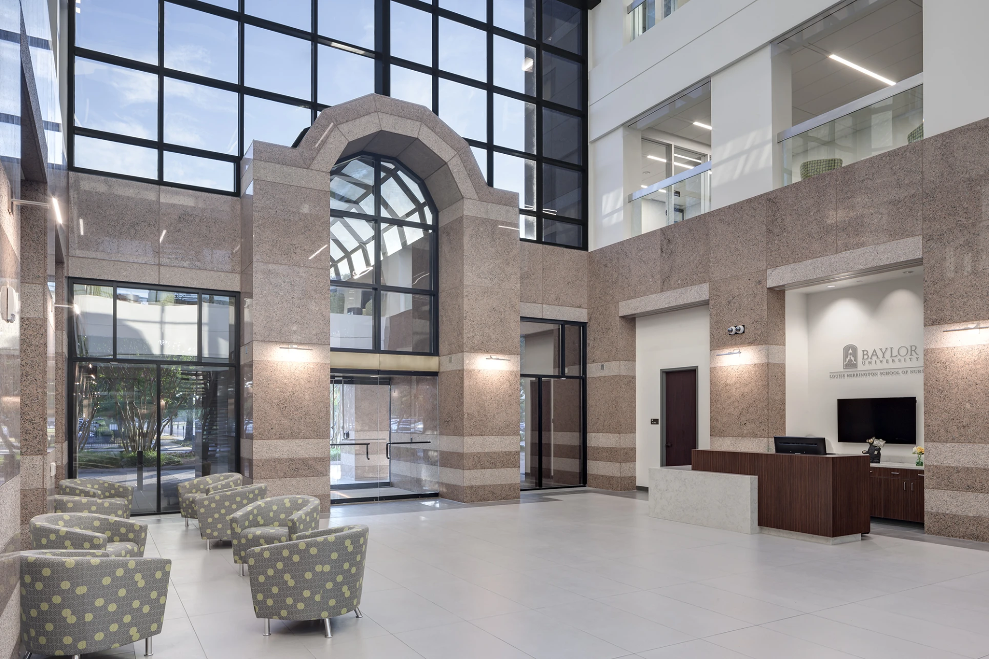 Baylor - Lobby