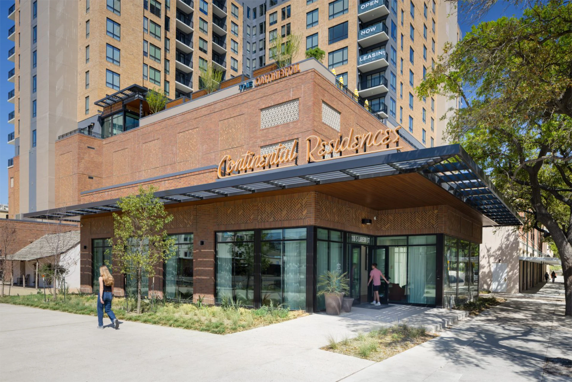 Continental - Lobby Building