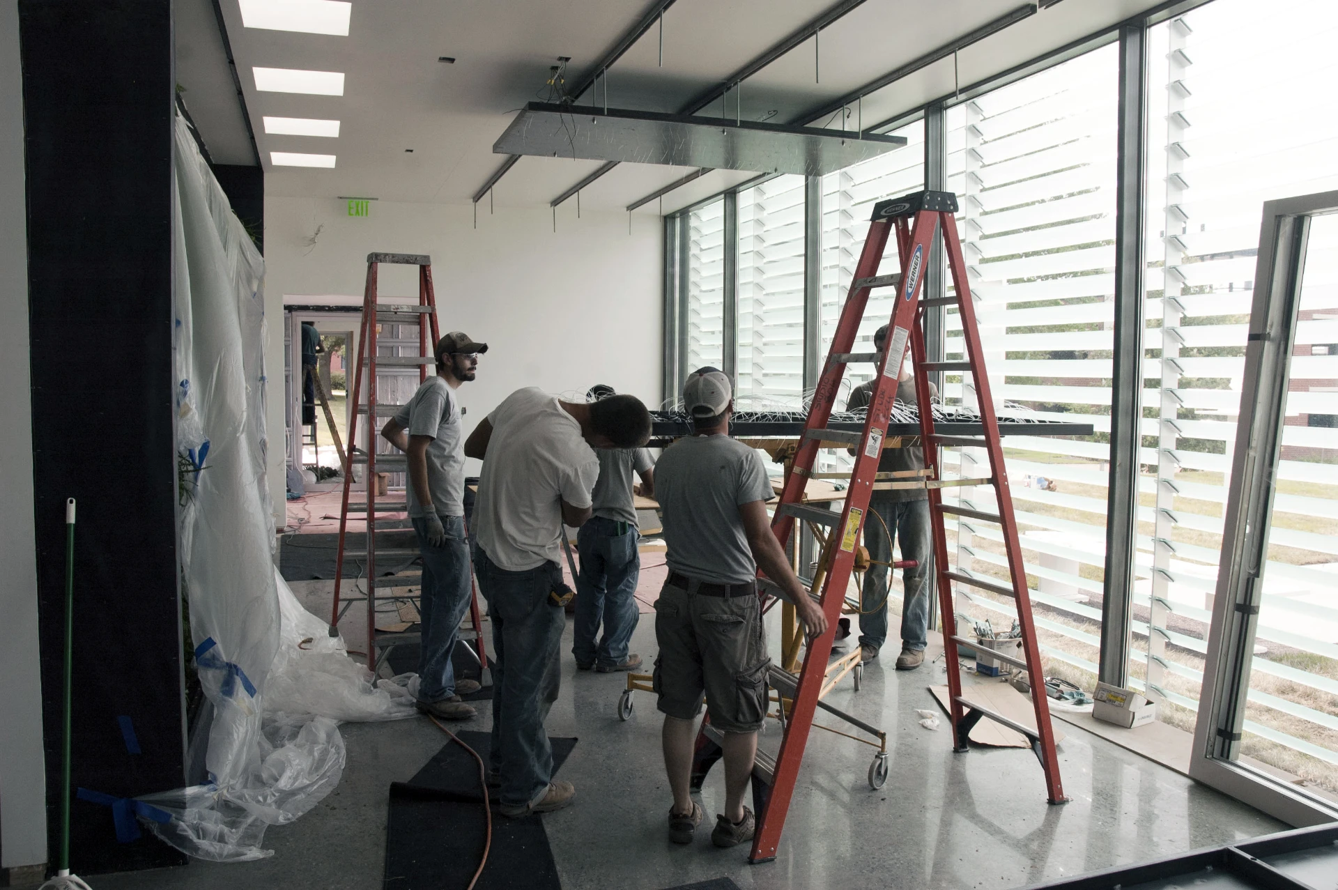 Light_Fixture_Install