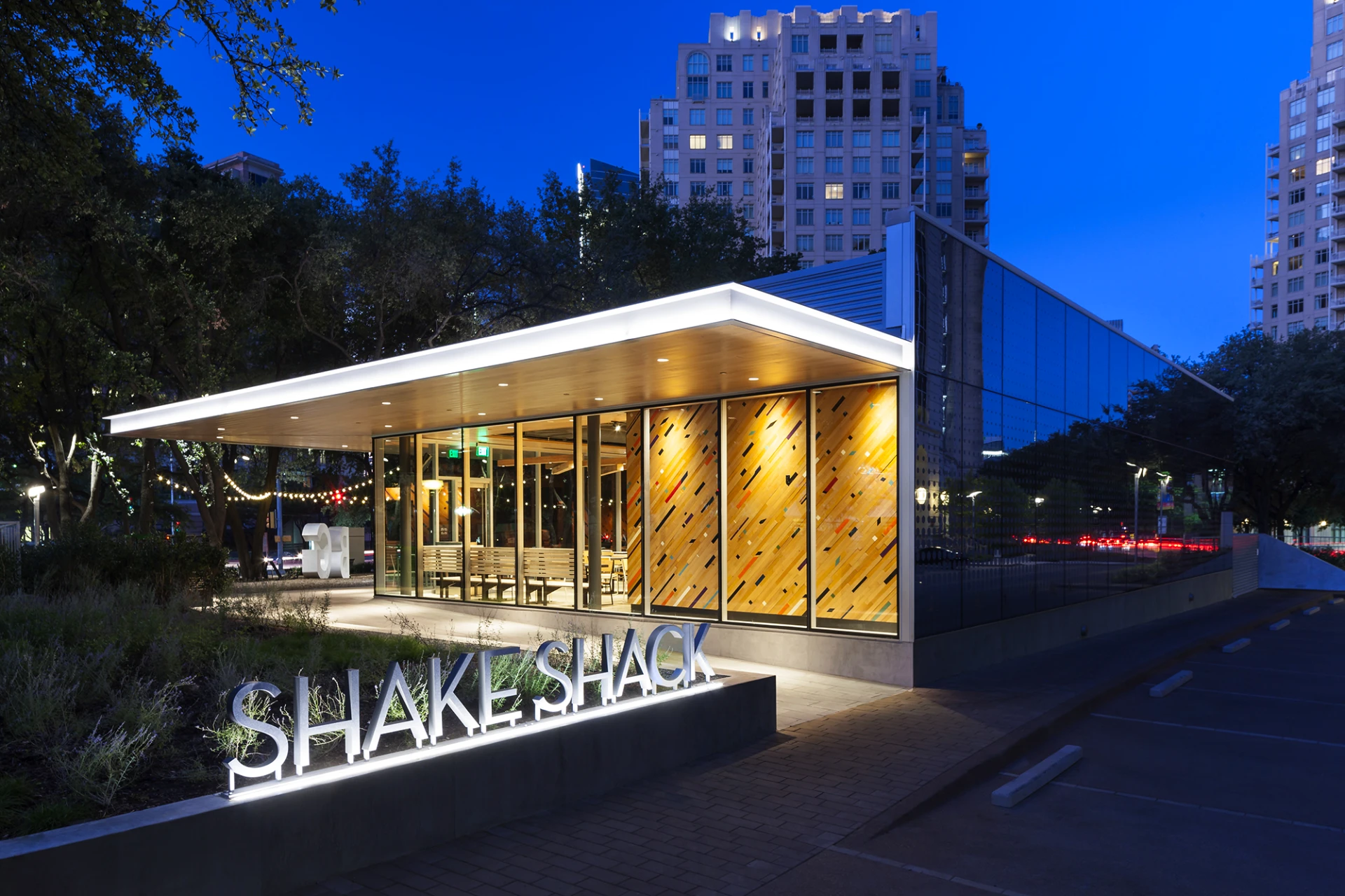 Shake Shack - Back Entry