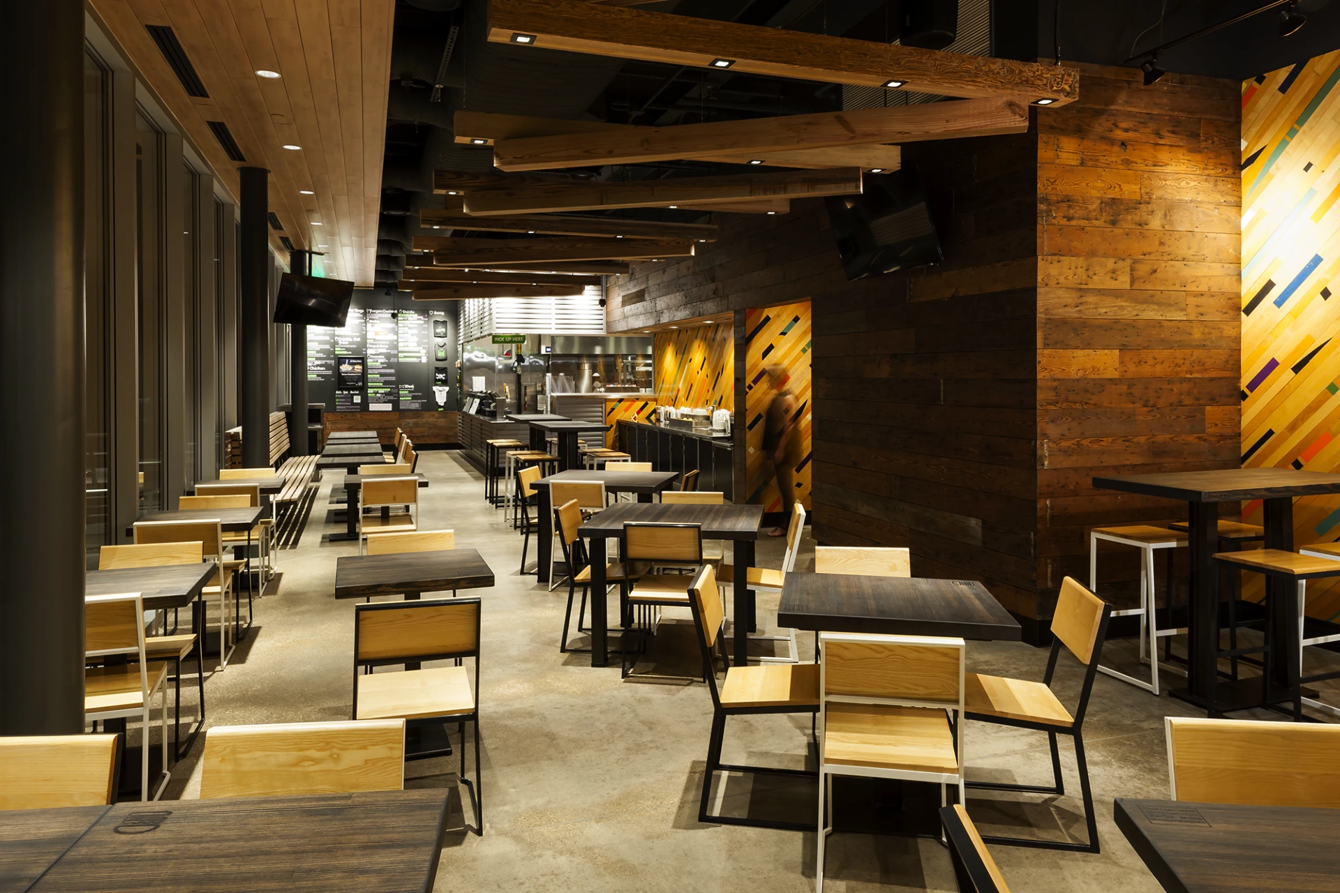 Shake Shack - Dining 02